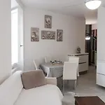 Fenix Apartment *